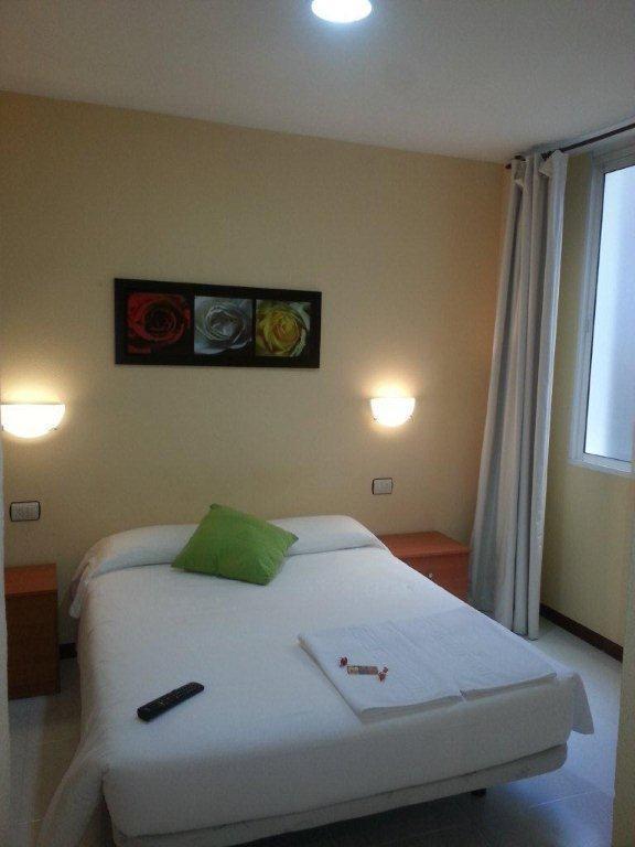 Hostal Ancla Dorada Vigo Exterior photo